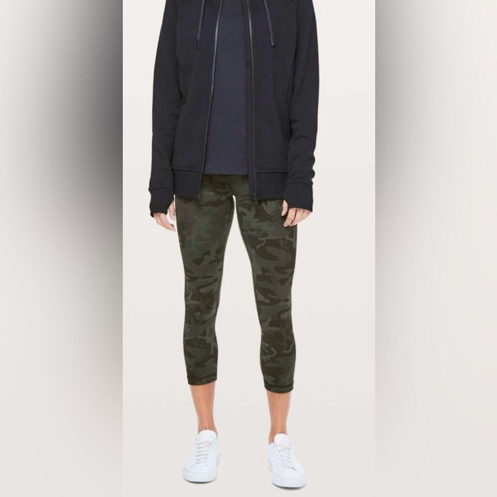 (4) Lululemon Align Crop 21"